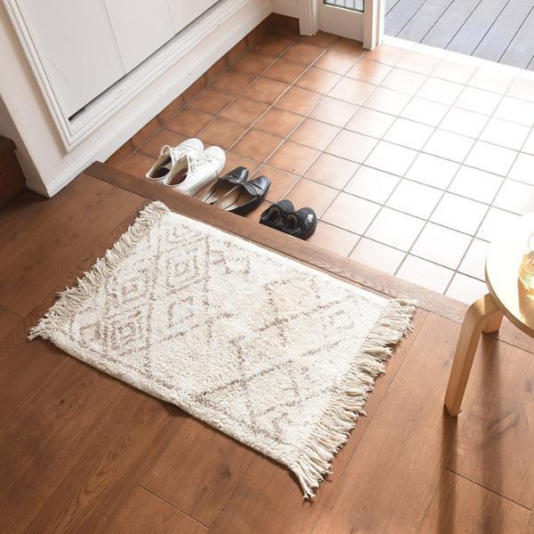 冬の模様替えに取り入れたい。RugRu(ラグル)のラグでインテリアにアクセントを。[PR]