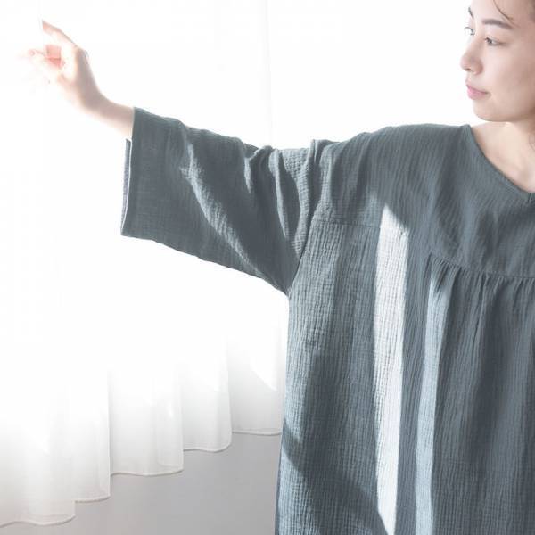 お風呂のあとのバタバタを解消。あの「湯上りガーゼワンピ」に長袖が仲間入り！[PR]