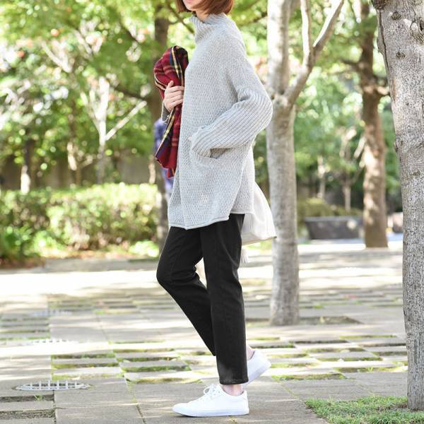 暖かさもオシャレさも諦めない！冬コーデ基本のニット＆パンツ特集[PR]