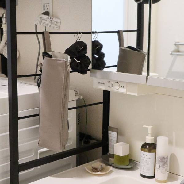 サニタリーがスッキリ広々♪吊り下げられる耐熱ポーチで快適になった話。愛用スタッフ使用レポ！[PR]