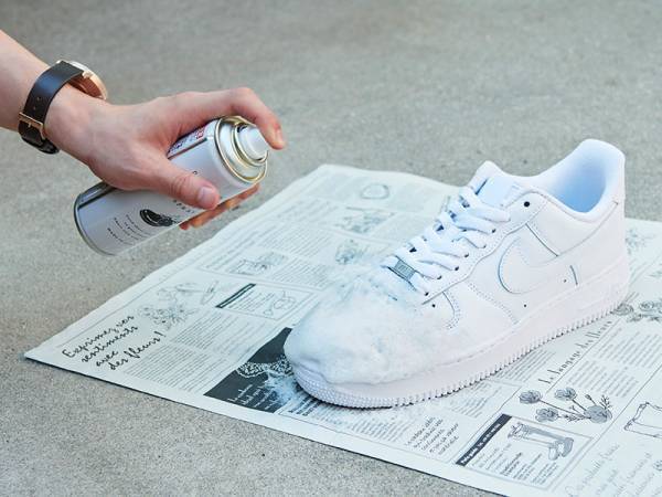 新年は足元からキレイに！らくちんお手入れでピカピカ靴を手に入れよう[PR]