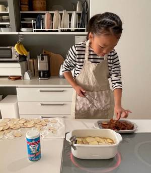 少ない油でカラッと揚がる！四角いホーロー天ぷら鍋【インスタグラマーさんの愛用品】[PR]