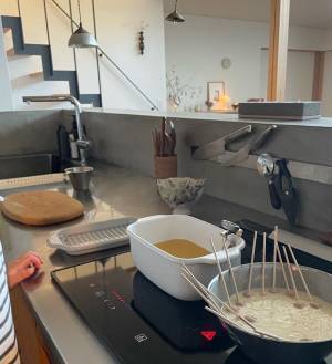 少ない油でカラッと揚がる！四角いホーロー天ぷら鍋【インスタグラマーさんの愛用品】[PR]