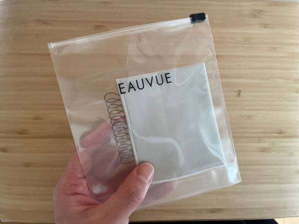 めがねさんにおすすめしたい、おしゃれな曇り止めクリーナー「EAUVUE(オーヴュー)」。[PR]