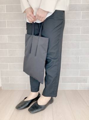 折りたたまないからサッと履ける、マニッシュな携帯シューズ【インスタグラマーさんのもの選び】[PR]