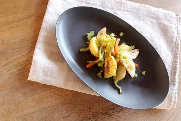 食器を買い足すなら絶対コレ!こなれ感を添える「bon momentオーバル皿」