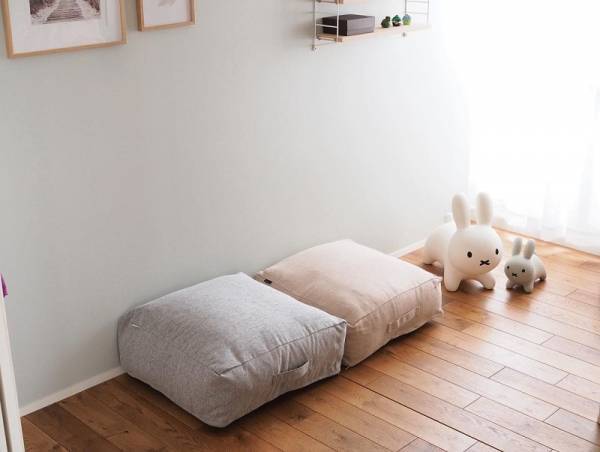 ペットや赤ちゃんとの暮らしにも嬉しい！bon moment luxeから登場した布団収納ケースの新作“多機能モデル”のある暮らし【インスタグラマーさんのもの選び】[PR]