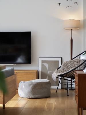 ペットや赤ちゃんとの暮らしにも嬉しい！bon moment luxeから登場した布団収納ケースの新作“多機能モデル”のある暮らし【インスタグラマーさんのもの選び】[PR]