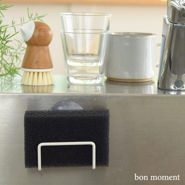 清潔＆スッキリ！シンクの景観も整う「浮かせるスポンジホルダー」【インスタグラマーさんのもの選び】[PR]