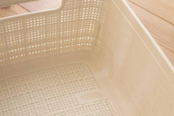 樹脂製だけどナチュラルに馴染む。リネン風BOXで「適材適所の」バスケット収納！[PR]