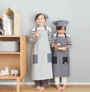 おままごとから園イベント、小学校使いまで。高学年まで長く使える「kukka ja puuキッズエプロン」[PR]