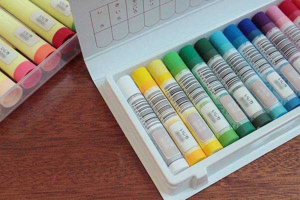 入園入学準備を応援！準備がグッとラクになる、ニュアンスカラーが可愛い「お名前シール」[PR]