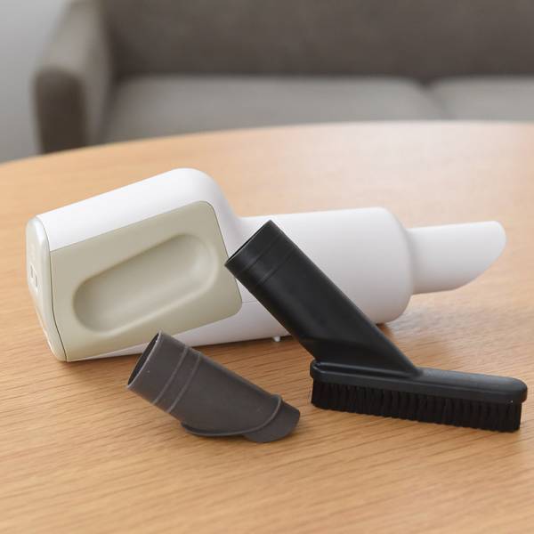 掃除が苦手な人も大丈夫。スマートなのにパワフル性能「±0　ハンディクリーナー」[PR]