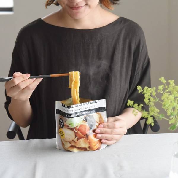 もしもに備えて防災グッズを見直そう。日常に取り入れやすい、非常用トイレ、ライト、食料品、5選