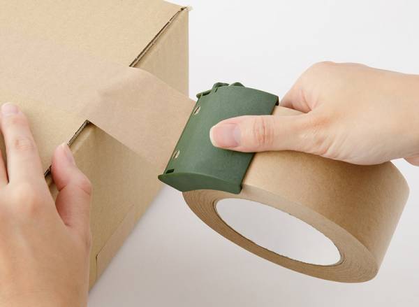 未来人イチオシ？！一家にひとつの進化系アイテム「クラフトテープ専用カッター」誕生[PR]