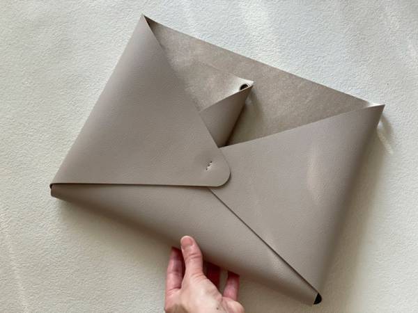 ちょいと一時置きをおしゃれに叶える、bon moment「小分けに収納できるレターポケット」。[PR]