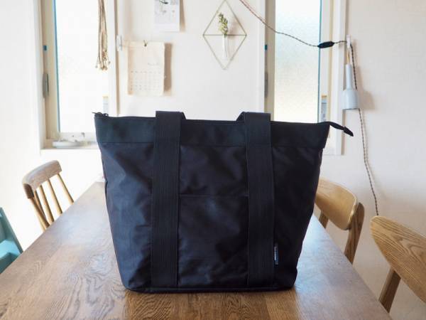 お花見、ピクニック、買い物…これからの季節に大活躍！荷物の量に合わせて2wayで使える「拡張できる 保冷トートバッグ」[PR]