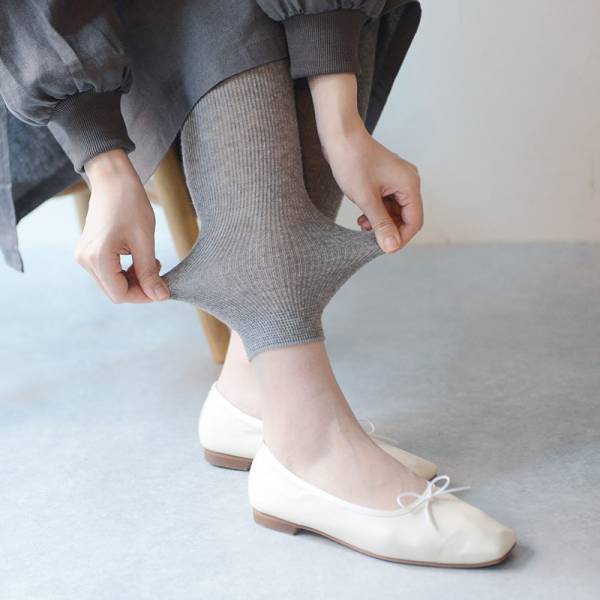 お出かけのモチベーションをアップ！今の服にプラスしたい、ジャストな春服5選[PR]