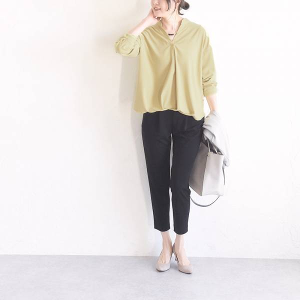 お出かけのモチベーションをアップ！今の服にプラスしたい、ジャストな春服5選[PR]