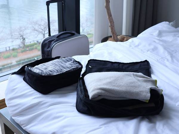 旅行や帰省のかさばる荷物を簡単圧縮！ 「トラベルポーチ」スタッフ活用術