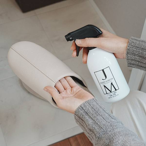 アルコール除菌できて清潔に使える、トイレスリッパ界に新スター誕生！[PR]