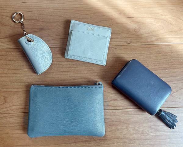 マチがないのが使いやすい！ケア小物、通院グッズ、数珠収納まで、大人の本革ポーチみんなの使い方[PR]