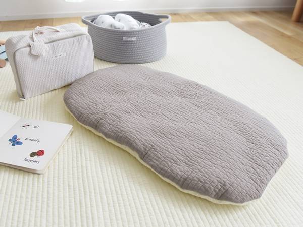 イブルがあれば食べこぼしてもセーフ！ ベビーやペットとの暮らしに役立つ、新作イブル特集