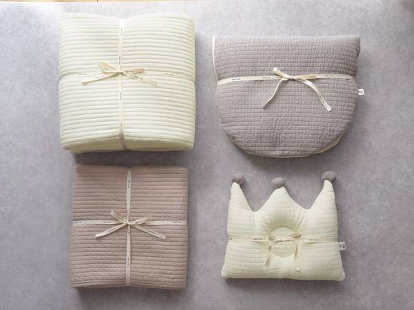 イブルがあれば食べこぼしてもセーフ！ ベビーやペットとの暮らしに役立つ、新作イブル特集