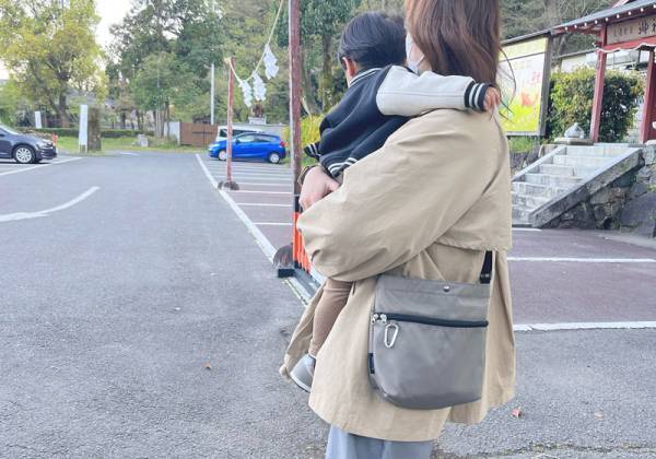 小さな子どもとの帰省や旅行に、bon moment（ボンモマン）のトラベルアイテムシリーズですっきり荷造り。[PR]