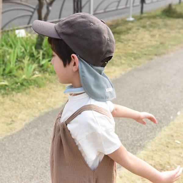 キャップに憧れるお年頃キッズからジュニアサイズキッズまで。日よけタレ付きキッズキャップ新登場！[PR]