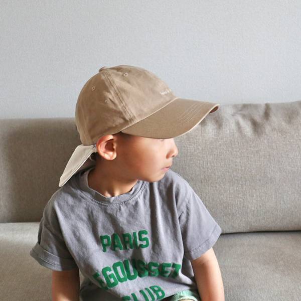 キャップに憧れるお年頃キッズからジュニアサイズキッズまで。日よけタレ付きキッズキャップ新登場！[PR]