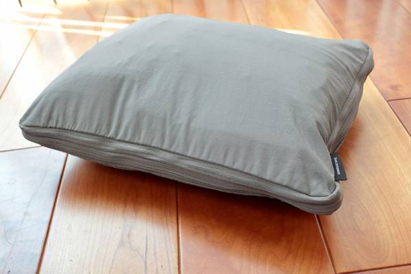 リュック1つで旅に出よう！かさばる子どもの衣類もコンパクトに。「圧縮トラベルポーチ」を使って実際にパッキングしてみました。[PR]