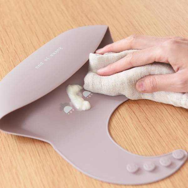 離乳食・幼児食であわてない、やさしい時間のつくり方。お食事シリコンビブ＆お子様ランチョンマット新登場[PR]