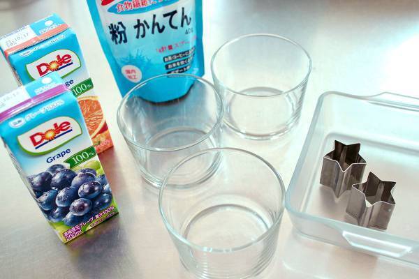 つるん&ひんやりスイーツがおいしい！ 子どもと作る「星形ゼリーポンチ」
