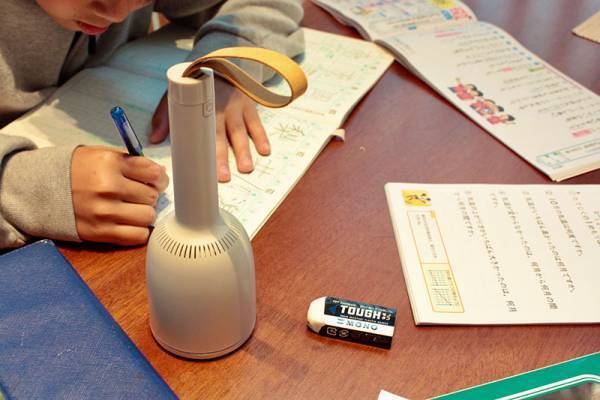 気になったその時に、ササッとお掃除が叶う！「ミニ掃除機Vaccumi (バキューミ)」[PR]