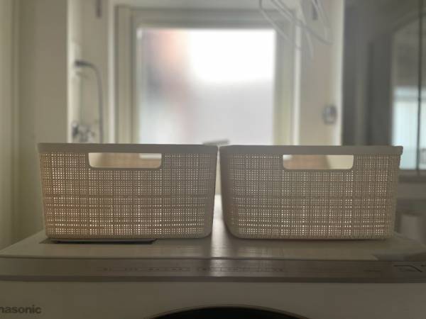 リサイクルプラで作られた、サステナブルな収納ボックス 「Jute バスケット」。[PR]