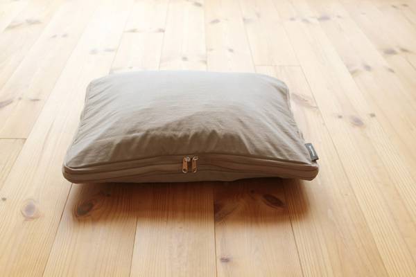 子連れ帰省の荷物、どこまで小さくなる？「圧縮できるトラベルポーチ」使ってみました[PR]