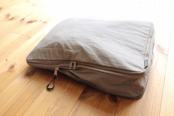 子連れ帰省の荷物、どこまで小さくなる？「圧縮できるトラベルポーチ」使ってみました[PR]