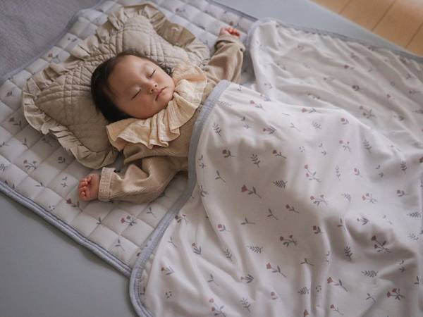 ひんやりサラサラ気持ちいい～！北欧柄のひんやり寝具で暑い夜もすやすや快眠♪【インスタグラマーさんこの夏のお気に入り】[PR]