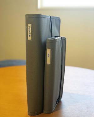 必要な書類は全部ひとまとめ！探し物が減る「がばっと開いて見やすい書類収納ケース」インスタグラマーさんの使用レポ[PR]