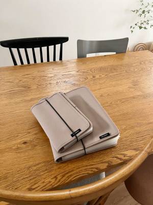 必要な書類は全部ひとまとめ！探し物が減る「がばっと開いて見やすい書類収納ケース」インスタグラマーさんの使用レポ[PR]