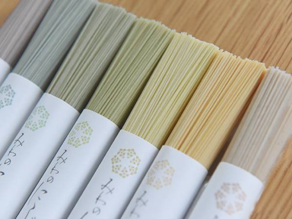 この夏、久しぶりに会うあの人へ！相手に気を遣わせないくらいの「ちょうどいいプチギフト特集」[PR]