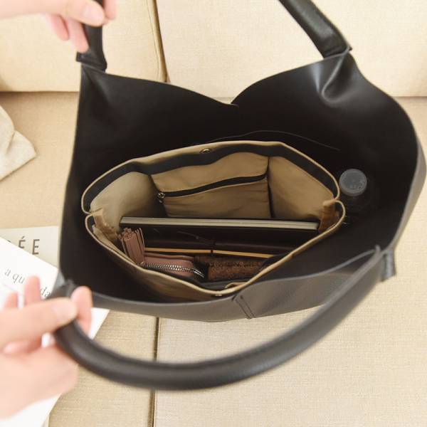 このバッグ都合よすぎる！通勤からハレの日まで「kauliina　Vカットトート」[PR]