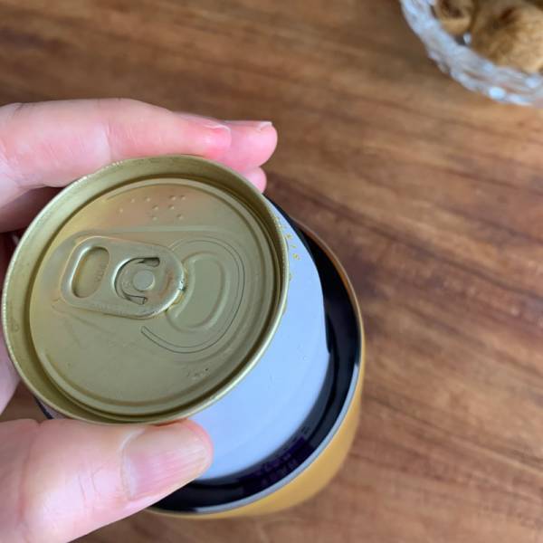 休日はお家で昼ビール 缶のまま最後まで「冷んやり」が続く缶クーラー[PR]