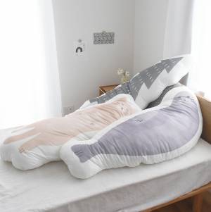 【久々の再入荷】ギュッとすればひんやり～。この夏、家族で取り合いになる接触冷感抱き枕。インスタグラマーさんもお気に入りです[PR]