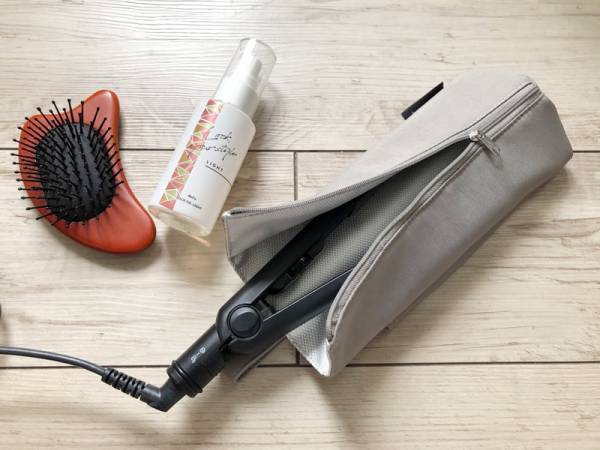 新色＆ショートタイプNEW登場！アツアツアイロンをサッとしまえる「ヘアアイロンポーチ」新作のスタッフ使用レポ[PR]