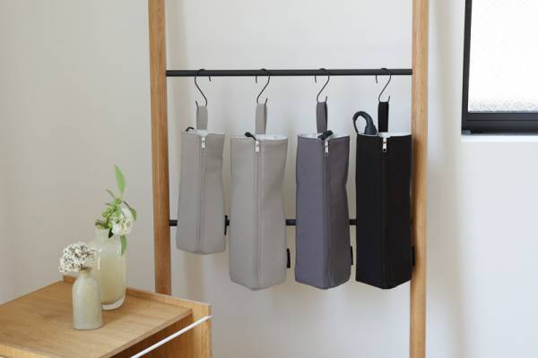 新色＆ショートタイプNEW登場！アツアツアイロンをサッとしまえる「ヘアアイロンポーチ」新作のスタッフ使用レポ[PR]