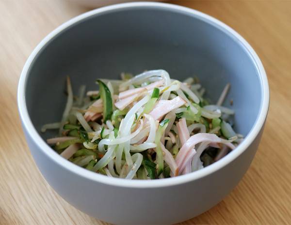 洗い物が減った～！ バッド・ざる・蓋がセットになった「コランダー」が超優秀