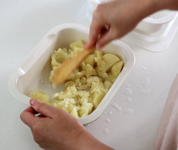 洗い物が減った～！ バッド・ざる・蓋がセットになった「コランダー」が超優秀