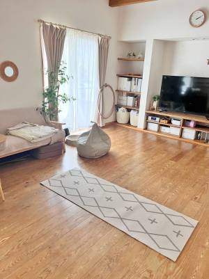 敷きっぱなしでOK！まるでラグのような「ヨガマット」が登場。インスタグラマーさんも早速ご愛用中です♪[PR]